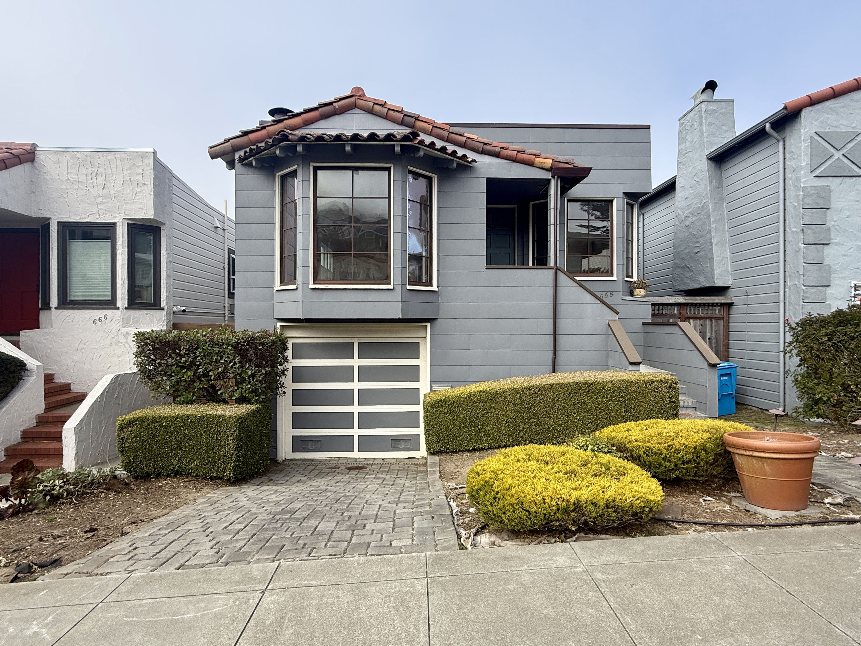 658 Rockdale Drive